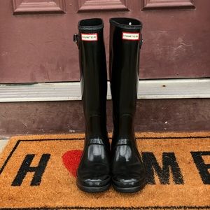 Hunter Tall Gloss Rain Boots